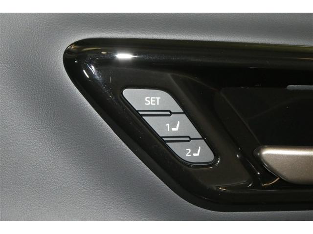 �^�]�ȉ��̃t�����g�h�A�ɉ^�]�ȃp���[�V�[�g�̃V�[�g�|�W�V�������������[�o����{�^�����t���Ă���̂ł��炩���ߐݒ肵�Ă����΃{�^�������������Ŏ����D�݂̃|�W�V�����ɓ����Ă����̂ő�ϕ֗��ł��B