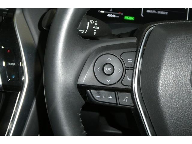 �n���h���̍����ɃX�e�A�����O�X�C�b�`�i���[�^�[����X�C�b�`�E�I�[�f�B�I�X�C�b�`�E�d�b�X�C�b�`�E�g�[�N�X�C�b�`�j���t���Ă��܂��B