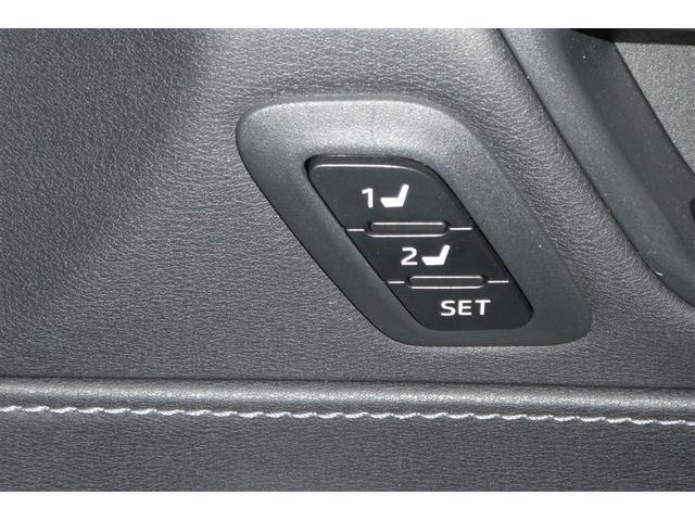 �^�]�ȉ��̃t�����g�h�A�ɉ^�]�ȃp���[�V�[�g�̃V�[�g�|�W�V�������������[�o����{�^�����t���Ă���̂ł��炩���ߐݒ肵�Ă����΃{�^�������������Ŏ����D�݂̃|�W�V�����ɓ����Ă����̂ő�ϕ֗��ł��B