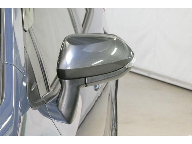 カローラツーリング ハイブリッド　ダブルバイビー　メディアプレイヤー接続　バックモニター　フルセグＴＶ　ＬＥＤライト　クルコン　横滑り防止　盗難防止装置　ナビ・ＴＶ　ドライブレコーダー　エアバッグ　ＥＴＣ　ＡＢＳ　助手席エアバッグ　キーレス（35枚目）