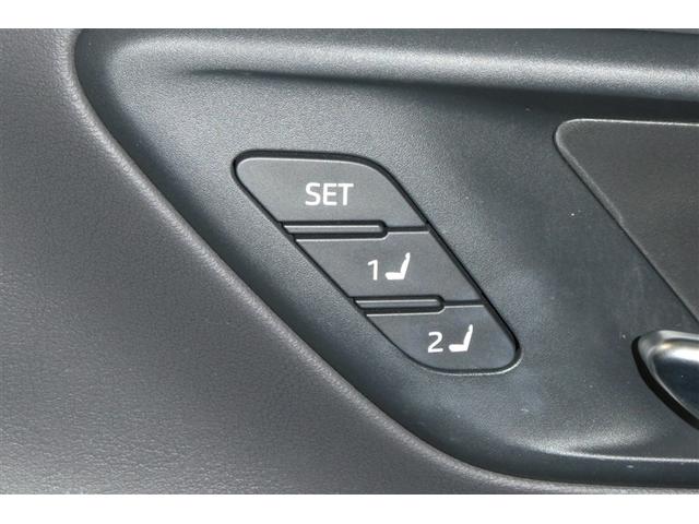 �^�]�ȉ��̃t�����g�h�A�ɉ^�]�ȃp���[�V�[�g�̃V�[�g�|�W�V�������������[�o����{�^�����t���Ă���̂ł��炩���ߐݒ肵�Ă����΃{�^�������������Ŏ����D�݂̃|�W�V�����ɓ����Ă����̂ő�ϕ֗��ł��B