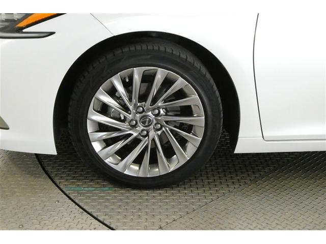 �A���~�z�C�[�������Ԃ̃C���[�W�ɍ����Ă��ăJ�b�R�C�C�ł���