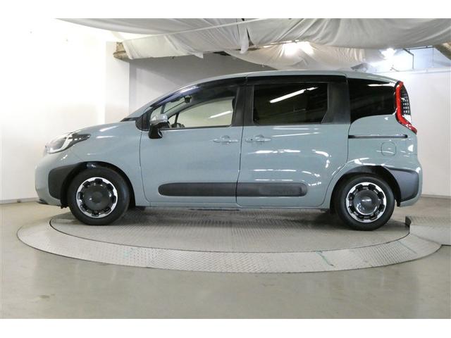 シエンタ ハイブリッドＺ　ＴＳＳ　エアバック　キーレスエントリー　ナビＴＶ　イモビライザー　バックモニター　ＬＥＤヘッドライト　ＥＴＣ車載器　横滑り防止　スマートキー　オートエアコン　サイドエアバッグ　ＷＳＲＳ　３列シート（4枚目）