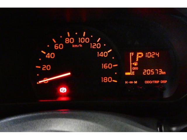 パッソ Ｘ　ＬパッケージＳ　リヤカメラ　フルフラット　横滑防止装置　ｉ－ｓｔｏｐ　盗難防止　メディアプレイヤー接続　ワンセグテレビ　オートエアコン　ベンチ　キーレスエントリー　ナビＴＶ　運転席エアバッグ　メモリナビ　ＡＢＳ（32枚目）