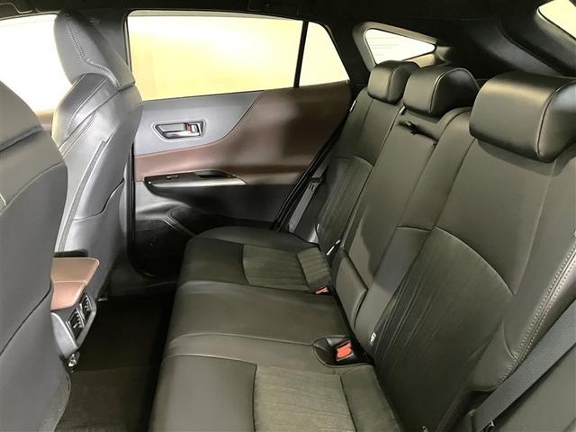 ハリアー Ｚ　クルーズＣ　ドライブレコーダ　Ｂカメラ　イモビ　ナビＴＶ　アルミホイル　ＥＴＣ車載器　ＥＳＣ　メディアプレイヤー接続　エアバッグ　スマートキー　オートエアコン　キーフリー　サイドエアバッグ　ＡＢＳ（12枚目）