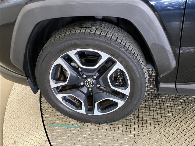 ＲＡＶ４ アドベンチャー　メモリーナビゲーション　アルミホイル　オートエアコン　ＬＥＤライト　ＥＴＣ車載器　Ｂカメラ　横滑防止装置　クルーズＣ　スマートエントリー　パワステ　イモビライザー　サイドエアバッグ　４ＷＤ車　ＡＢＳ（31枚目）