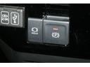 カスタムＧ　アイドリング　両側電動ＳＤ　ＬＥＤヘット　バックビューモニター　衝突回避ブレーキ　ＴＶ　フルフラット　地デジ　スマートキー　クルーズコントロール　ＥＴＣ　オートエアコン　アルミホイール　ＡＢＳ　イモビ（22枚目）