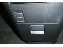 フロントセンターパネルに12V/120Wのアクセサリーソケットが付いています