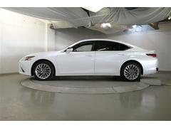 「中古車ハイブリッド保証」ハイブリッド機構を無償で保証します。保証期間は、初度登録年月から１０年、またはロングラン保証が終了後３年間。ただし累計走行距離が２０万ｋｍ以内です。 4