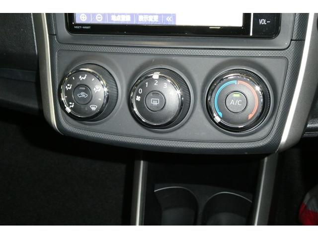 カローラフィールダー ＥＸ　ＤＶＤ　フルセグＴＶ　ＴＳＳ　キーレス　ＡＢＳ　ＥＴＣ　スマートキー　メモリーナビ　エアバッグ　横滑り防止機能　盗難防止装置（17枚目）