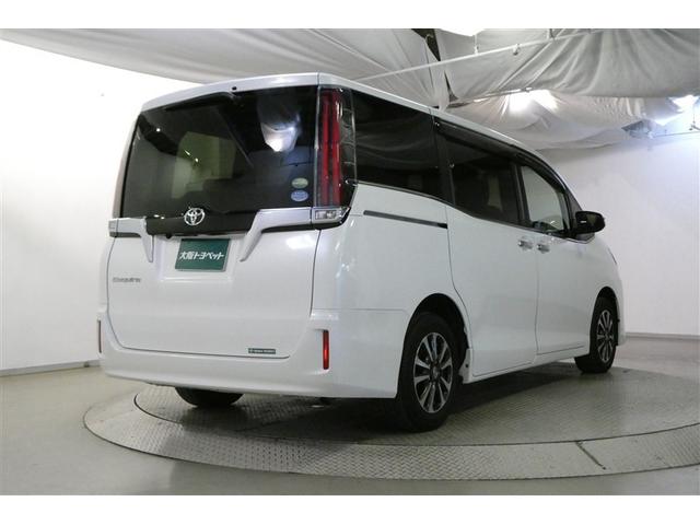 エスクァイア Ｇｉ　両側Ｐドア　スマートキーＰスタート　リアカメラ　アイドリングＳＴＯＰ　ＥＴＣ車載器　オートエアコン　イモビライザー　オートクルーズコントロール　キーレス　ナビＴＶ　ＡＢＳ　３列　メモリナビ　Ｗエアコン（9枚目）
