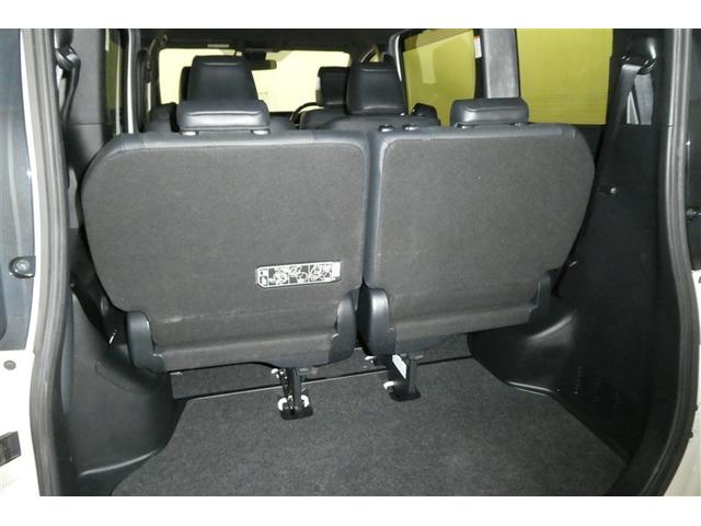 エスクァイア Ｇｉ　両側Ｐドア　スマートキーＰスタート　リアカメラ　アイドリングＳＴＯＰ　ＥＴＣ車載器　オートエアコン　イモビライザー　オートクルーズコントロール　キーレス　ナビＴＶ　ＡＢＳ　３列　メモリナビ　Ｗエアコン（29枚目）