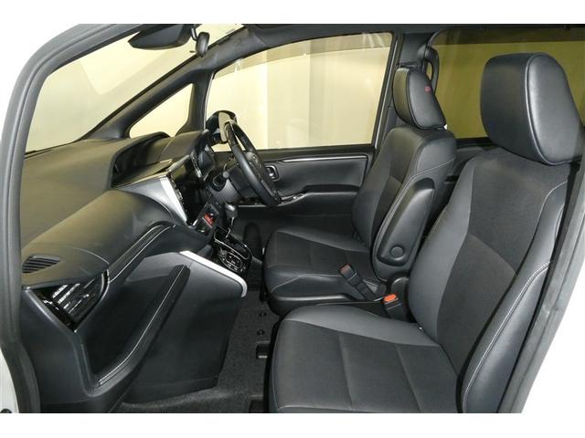 エスクァイア Ｇｉ　両側Ｐドア　スマートキーＰスタート　リアカメラ　ＡＵＸ　アイドリングＳＴＯＰ　ＥＴＣ車載器　オートエアコン　イモビライザー　オートクルーズコントロール　キーレス　ナビＴＶ　ＡＢＳ　３列　メモリナビ（12枚目）