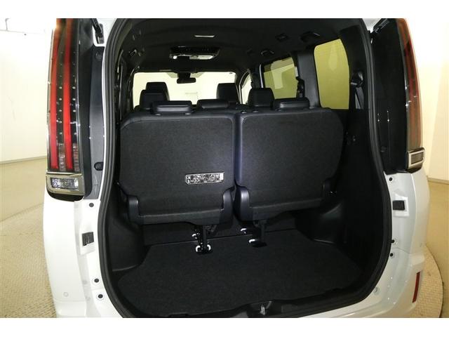 エスクァイア Ｇｉ　両側Ｐドア　スマートキーＰスタート　リアカメラ　ＡＵＸ　アイドリングＳＴＯＰ　ＥＴＣ車載器　オートエアコン　イモビライザー　オートクルーズコントロール　キーレス　ナビＴＶ　ＡＢＳ　３列　メモリナビ（16枚目）