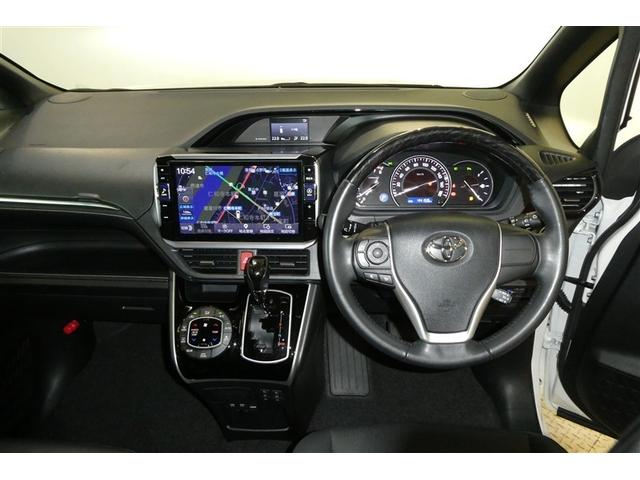 エスクァイア Ｇｉ　両側Ｐドア　スマートキーＰスタート　リアカメラ　ＡＵＸ　アイドリングＳＴＯＰ　ＥＴＣ車載器　オートエアコン　イモビライザー　オートクルーズコントロール　キーレス　ナビＴＶ　ＡＢＳ　３列　メモリナビ（17枚目）