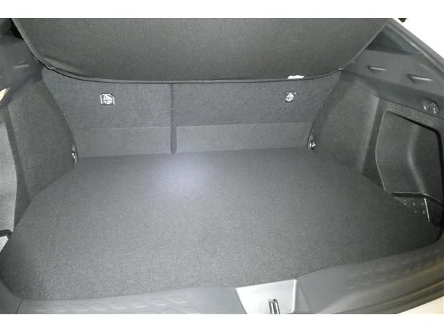 Ｃ－ＨＲ Ｓ　ＧＲスポーツ　バックガイドモニター　ＬＥＤヘッドライト　フルセグＴＶ　クルコン　ナビ＆ＴＶ　スマートキー　ＥＴＣ　ＥＳＣ　オートエアコン　キーレス　エアバッグ　ＡＷ　ＡＢＳ　Ｗエアバッグ　メモリーナビ　パワステ（14枚目）
