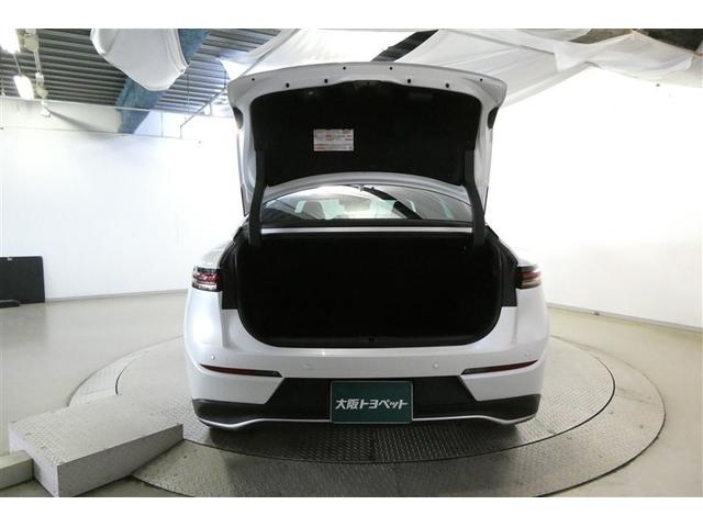 クラウンクロスオーバー Gアドバンスド 衝突軽減装置 フルセグテレビ クルコン 横滑防止装置 ドライブレコーダー LEDヘッドライト Bカメラ Pシート ETC オートエアコン AC100V電源 AUX エアバッグ 4WD キーレス ABS(9枚目)