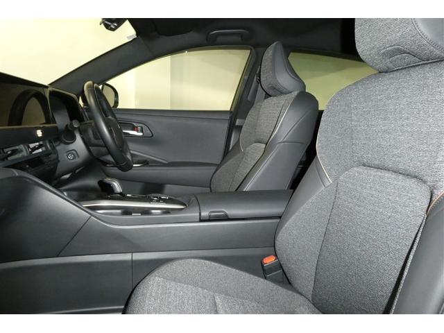 クラウンクロスオーバー Gアドバンスド 衝突軽減装置 フルセグテレビ クルコン 横滑防止装置 ドライブレコーダー LEDヘッドライト Bカメラ Pシート ETC オートエアコン AC100V電源 AUX エアバッグ 4WD キーレス ABS(13枚目)