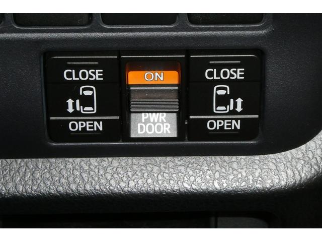 ノア Ｓｉ　地デジ　ＤＶＤ視聴可　ダブルエアコン　ＬＥＤヘットライト　ＥＴＣ付き　横滑り防止機能　ナビＴＶ　三列シート　ＡＷ　フルフラットシート　ＡＡＣ　パワーウインドウ　メモリーナビ　ＡＢＳ　ウォークスルー（26枚目）