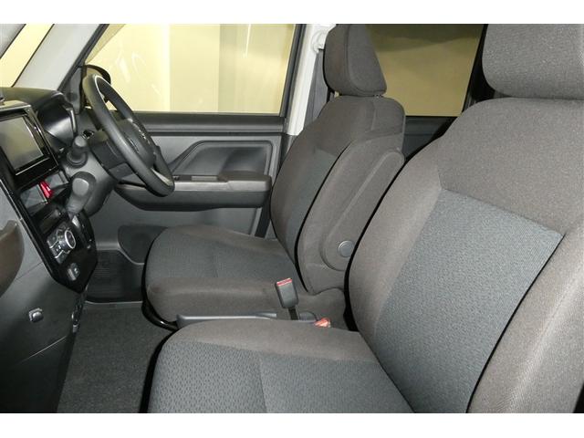 高いホールド性で運転姿勢が安定します。長距離ドライブでも疲れにくいのが魅力です。快適なドライビングライフをお送りください♪