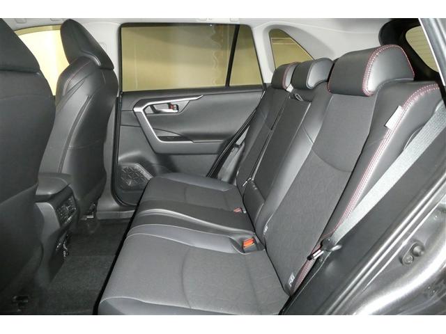ＲＡＶ４ アドベンチャー　オフロードパッケージＩＩ　ＡＣ１００　横滑り防止装置　地デジ　衝突被害軽減ブレーキ　バックモニター　メモリーナビ　アルミホイール　オートクルーズコントロール　ＬＥＤヘッドランプ　フルタイム４ＷＤ　ミュージックプレイヤー接続可（13枚目）