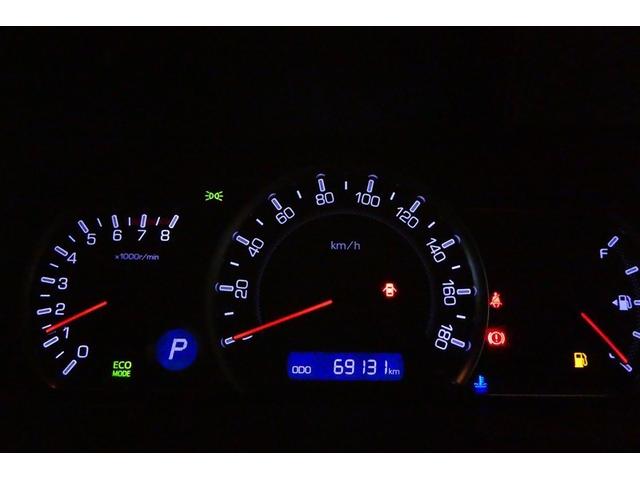 ノア Ｓｉ　プリクラッシュ　地デジ　ＤＶＤ視聴可　ダブルエアコン　ＬＥＤヘットライト　ＥＴＣ付き　横滑り防止機能　ナビＴＶ　三列シート　ＡＷ　フルフラットシート　ＡＡＣ　パワーウインドウ　メモリーナビ　ＡＢＳ（23枚目）