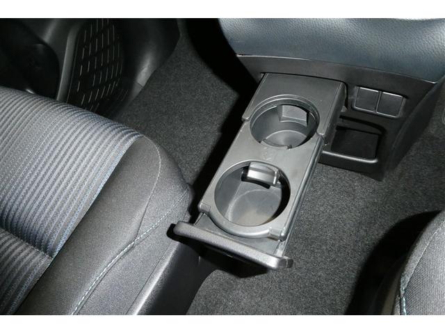 ノア Ｓｉ　プリクラッシュ　地デジ　ＤＶＤ視聴可　ダブルエアコン　ＬＥＤヘットライト　ＥＴＣ付き　横滑り防止機能　ナビＴＶ　三列シート　ＡＷ　フルフラットシート　ＡＡＣ　パワーウインドウ　メモリーナビ　ＡＢＳ（30枚目）