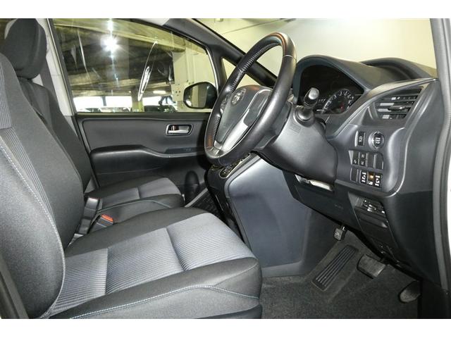 ノア Ｓｉ　プリクラッシュ　地デジ　ＤＶＤ視聴可　ダブルエアコン　ＬＥＤヘットライト　ＥＴＣ付き　横滑り防止機能　ナビＴＶ　三列シート　ＡＷ　フルフラットシート　ＡＡＣ　パワーウインドウ　メモリーナビ　ＡＢＳ（33枚目）