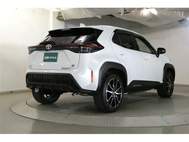 ヤリスクロス ハイブリッド　ＧＲスポーツ　ナビ・ＴＶ　衝突軽減　オートクルーズコントロール　ＬＥＤヘッド　フルセグ　Ｂカメラ　キーレス　スマートキー　メモリーナビ　イモビライザー　オートエアコン　横滑り防止装置　ミュージックプレイヤー接続可（8枚目）