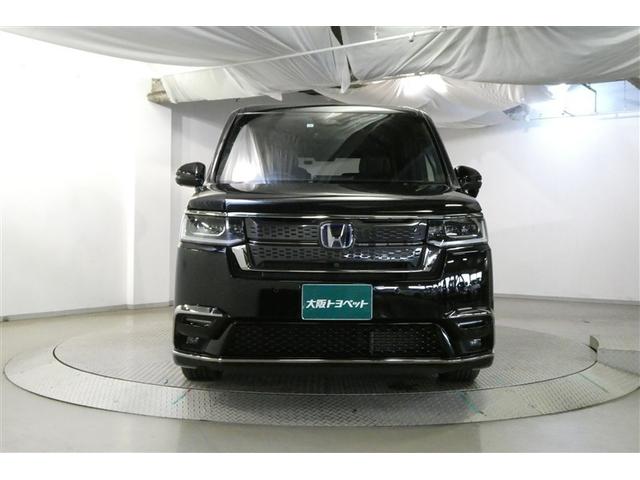 ステップワゴン ｅ：ＨＥＶスパーダ　アルミ　デュアルエアコン　フルオートエアコン　メモリナビ　ＥＳＣ　キーフリー　ＬＥＤヘッドランプ　イモビ　ＡＢＳ　リアカメラ　スマートキ　クルーズコントロール　サイドカーテンエアバック　３列シート（2枚目）