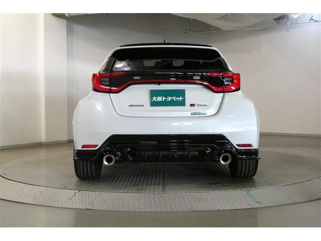 ＧＲヤリス ＲＺ　ハイパフォーマンス　地デジ　ＬＥＤヘッド　ナビ＆ＴＶ　盗難防止システム　バックガイドモニター　ＡＷＤ　フルオートエアコン　横滑り防止装置付き　アクティブクルーズコントロール　スマートキ－　ミュージックプレイヤー接続可（7枚目）