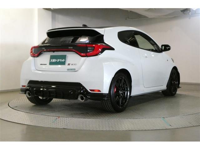 ＧＲヤリス ＲＺ　ハイパフォーマンス　地デジ　ＬＥＤヘッド　ナビ＆ＴＶ　盗難防止システム　バックガイドモニター　ＡＷＤ　フルオートエアコン　横滑り防止装置付き　アクティブクルーズコントロール　スマートキ－　ミュージックプレイヤー接続可（8枚目）