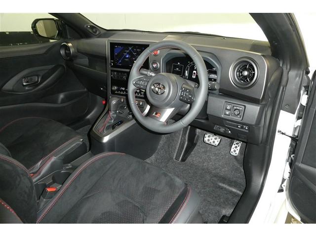 ＧＲヤリス ＲＺ　ハイパフォーマンス　地デジ　ＬＥＤヘッド　ナビ＆ＴＶ　盗難防止システム　バックガイドモニター　ＡＷＤ　フルオートエアコン　横滑り防止装置付き　アクティブクルーズコントロール　スマートキ－　ミュージックプレイヤー接続可（10枚目）