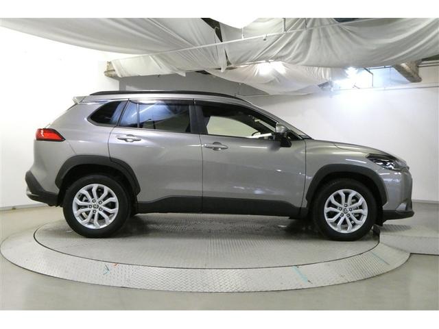 カローラクロス ハイブリッド　Ｓ　衝突軽減　メモリナビ　ＤＶＤ　エアバッグ　クルーズコントロール　ＬＥＤヘッドライト　ＥＴＣ車載器　アルミホイール　Ｂモニター　スマートキー　ナビ　キーレス　ミュージックプレイヤー接続可　横滑り防止機能（5枚目）