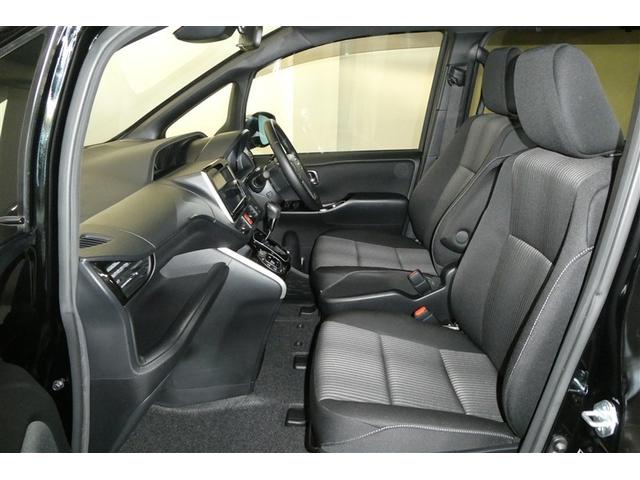 ヴォクシー ＺＳ　煌ＩＩ　スマートキー・プッシュスタート　バックガイドモニター　セキュリティアラーム　両側パワスラドア　ＥＴＣ車載器　地デジテレビ　ＶＳＣ　ＬＥＤライト　助手席エアバック　キーレスエントリー　ＡＣ　パワステ（12枚目）