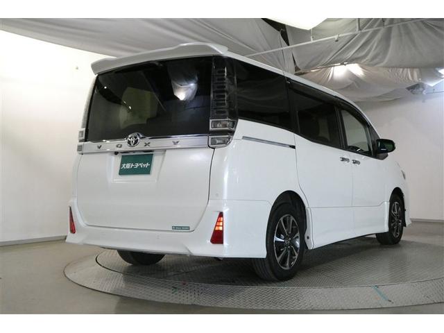 ヴォクシー ZS 煌III プリクラッシュ スマートキ アイスト DVD再生機能 横滑り防止装置 ナビTV アルミ 三列シート WAC 盗難防止 オートエアコン キーレス ETC装備 パワステ メモリナビ クルコン ABS(8枚目)