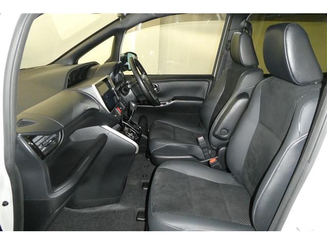 ヴォクシー ZS 煌III プリクラッシュ スマートキ アイスト DVD再生機能 横滑り防止装置 ナビTV アルミ 三列シート WAC 盗難防止 オートエアコン キーレス ETC装備 パワステ メモリナビ クルコン ABS(12枚目)