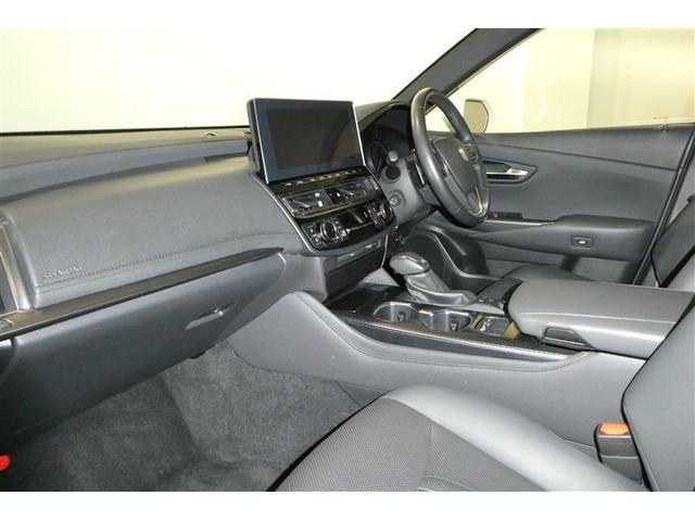 クラウンハイブリッド ＲＳアドバンス　地デジ　衝突被害軽減装置　黒革シート　ＬＥＤヘットライト　後カメラ　クルコン　ＡＣ　Ｐシート　エアバッグ　ナビＴＶ　セキュリティーアラーム　キーフリー　スマートキ　パワーウィンドウ　メモリナビ　アルミ（12枚目）