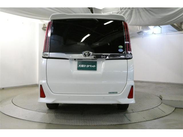 ノア Ｓｉ　プリクラッシュ　地デジ　ＤＶＤ視聴可　ダブルエアコン　ＬＥＤヘットライト　ＥＴＣ付き　ドライブレコーダー　クルコン　横滑り防止機能　ナビＴＶ　三列シート　ＡＷ　フルフラットシート　ＡＡＣ　メモリーナビ（7枚目）