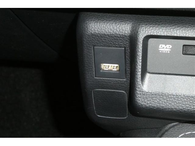 カローラツーリング ハイブリッド　Ｓ　インテリジェントクリアランスソナー　Ｒカメラ　ＡＡＣ　ＬＥＤライト　メディアプレイヤー接続　横滑防止装置　ＥＴＣ車載器　ナビ＆ＴＶ　キーフリーシステム　スマートキー　カーテンエアバック　フルセグＴＶ（21枚目）