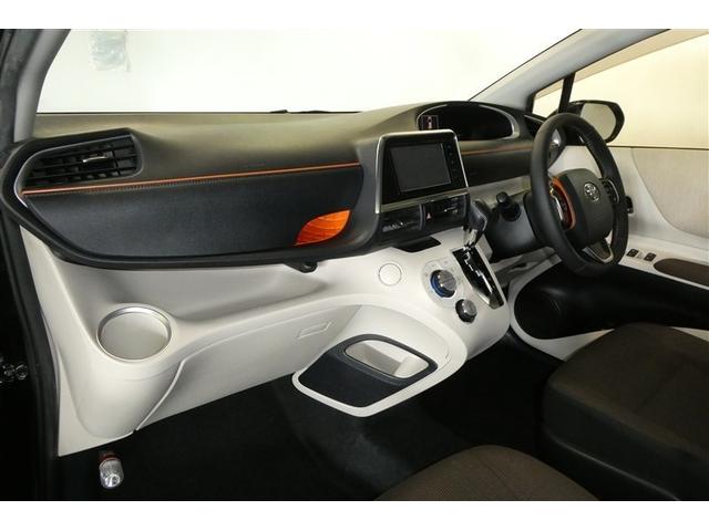 シエンタ Ｇ　ナビ・ＴＶ　スマートキープッシュスタート　アイドリングＳ　リアカメラ　地デジフルセグ　フルオートエアコン　パワーウィンド　ＥＴＣ　運転席エアバック　パワステ　キーフリーシステム　ＤＶＤ再生可　ＡＢＳ（11枚目）