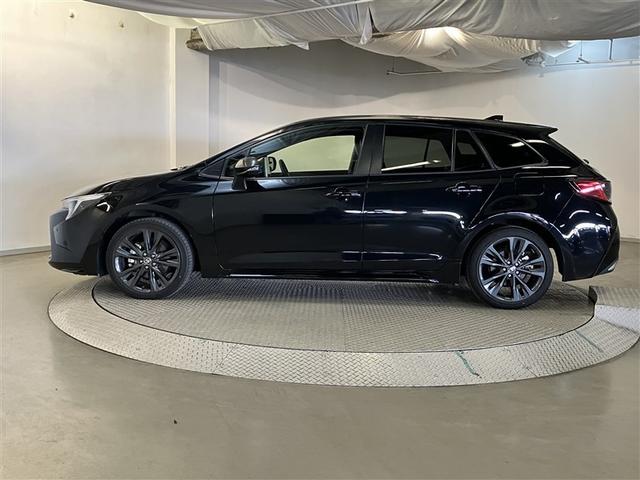 カローラツーリング ダブルバイビー　スマートキー＆プッシュスタート　メモリナビ　衝突被害軽減　ＬＥＤランプ　横滑り防止装置　クルーズＣ　Ｂカメラ　フルセグＴＶ　盗難防止システム　エアコン　アルミホイール　キーレス　ＥＴＣ　ドラレコ付き（4枚目）