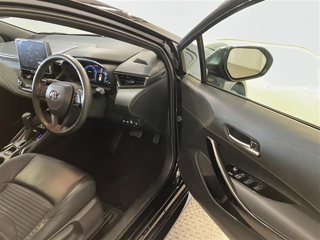 カローラツーリング ダブルバイビー　スマートキー＆プッシュスタート　メモリナビ　衝突被害軽減　ＬＥＤランプ　横滑り防止装置　クルーズＣ　Ｂカメラ　フルセグＴＶ　盗難防止システム　エアコン　アルミホイール　キーレス　ＥＴＣ　ドラレコ付き（12枚目）