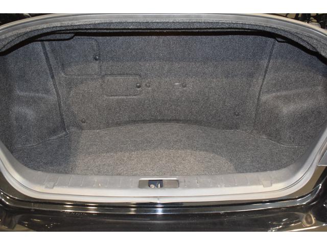 ベースグレード フルセグ HDDナビ 本革シート HID(8枚目)