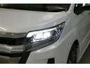 LEDヘッドライトです。デザイン性がよくとても明るいので、夜間の走行や悪天候でも安心です。しかも長寿命!