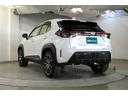 ヤリスクロス ハイブリッド　ＧＲスポーツ　ナビ・ＴＶ　衝突軽減　オートクルーズコントロール　ＬＥＤヘッド　フルセグ　Ｂカメラ　キーレス　スマートキー　メモリーナビ　イモビライザー　オートエアコン　横滑り防止装置　ミュージックプレイヤー接続可（6枚目）
