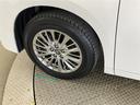 お洒落はやっぱり足元からですネ♪純正アルミホイールが装着されております。