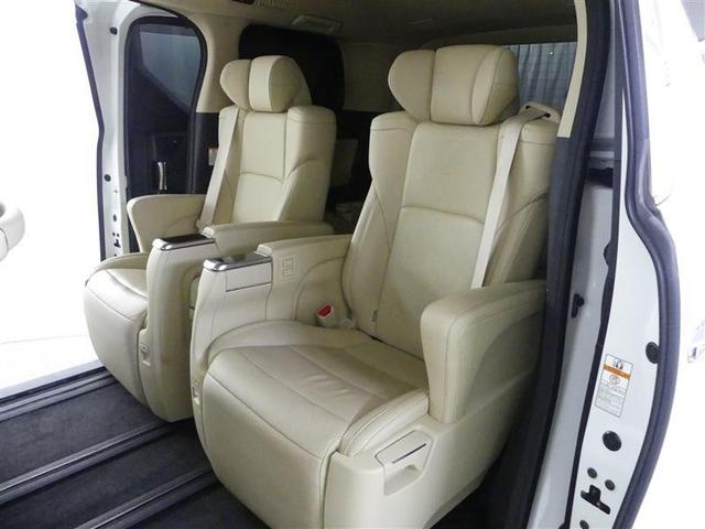 ヴェルファイアハイブリッド V Lエディション 革シート 4WD フルセグ メモリーナビ DVD再生 後席モニター バックカメラ 衝突被害軽減システム ETC 両側電動スライド LEDヘッドランプ 乗車定員7人 3列シート ワンオーナー(15枚目)