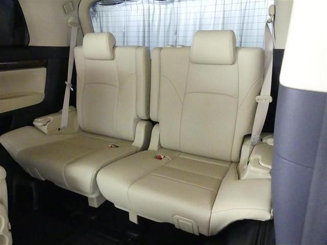 ヴェルファイアハイブリッド V Lエディション 革シート 4WD フルセグ メモリーナビ DVD再生 後席モニター バックカメラ 衝突被害軽減システム ETC 両側電動スライド LEDヘッドランプ 乗車定員7人 3列シート ワンオーナー(16枚目)