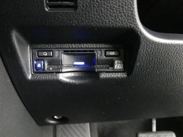 ヴォクシー ハイブリッドS-Z フルセグ メモリーナビ DVD再生 バックカメラ 衝突被害軽減システム ETC 両側電動スライド LEDヘッドランプ 乗車定員7人 3列シート ワンオーナー(28枚目)